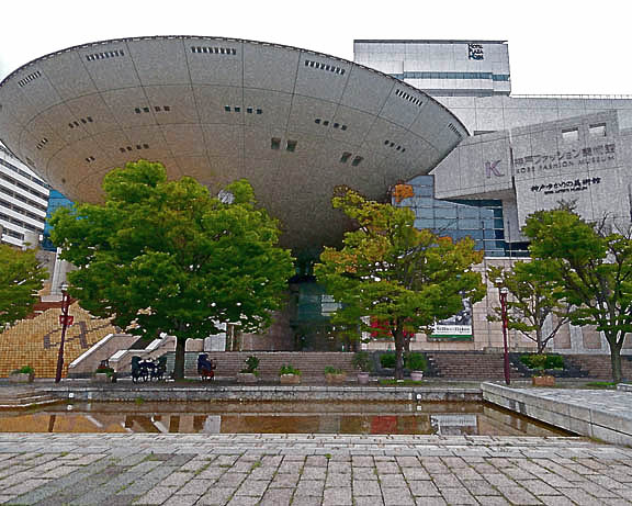 芦屋プラン株式会社 神戸ファッション美術館　「もうひとつの顔 ロバート・キャパ セレクト展」